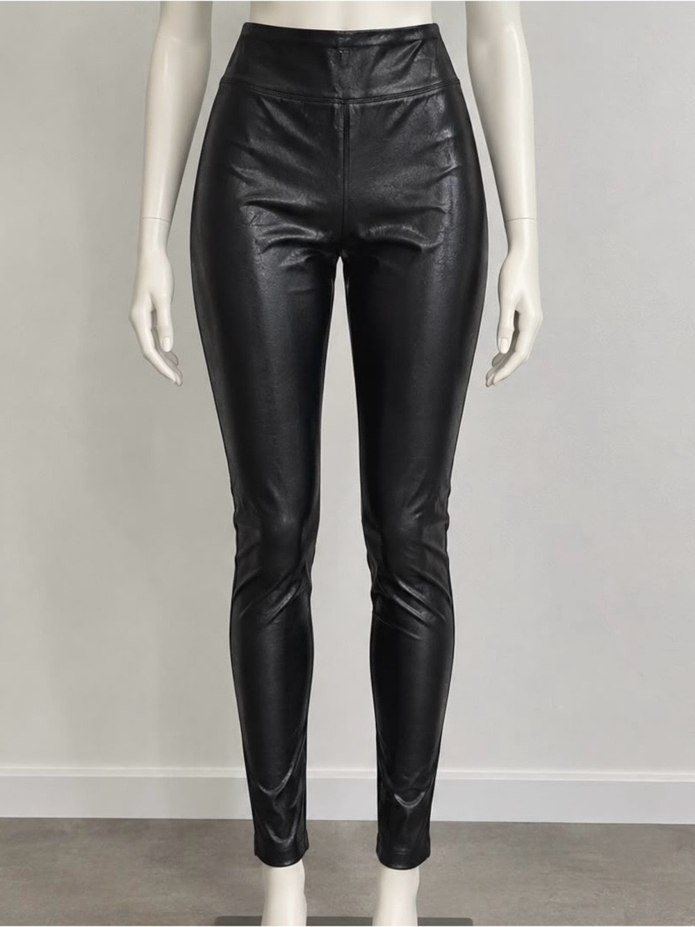 High-Rise Black Faux Leather Skinny Pants - Sleek Everyday Style
